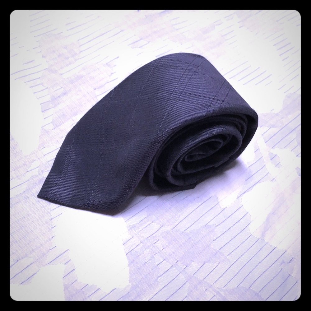 John Varvatos 100% silk tie